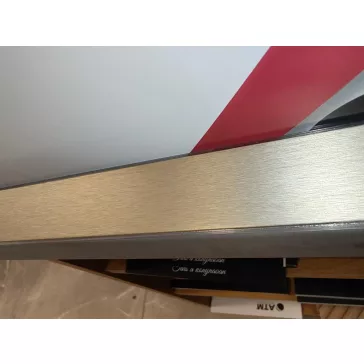 Vízzáró alumínium kis háromszög inox