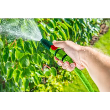Öntözőpisztoly Csatlakozókkal 1/2" 4Db Verto
